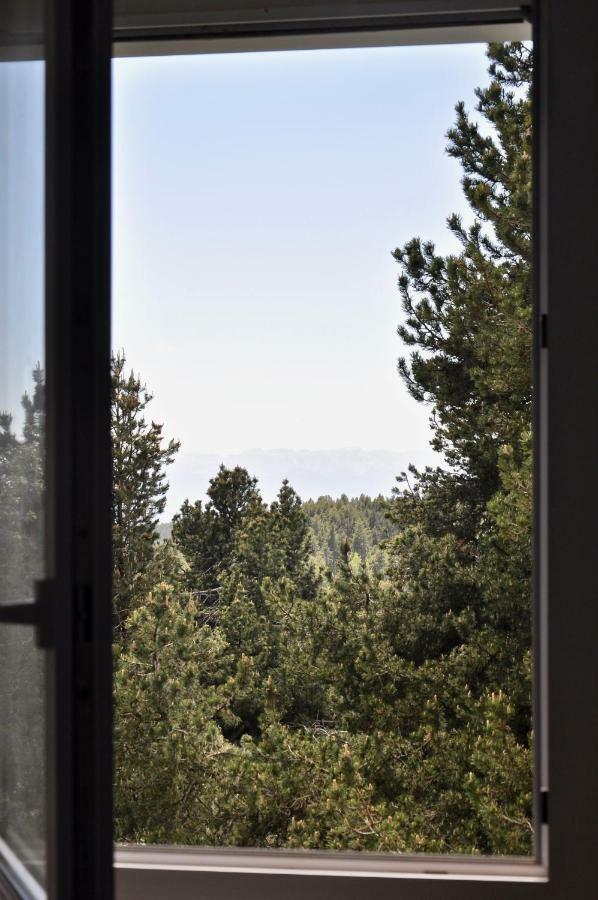 Airelles, Bel Appartement Cadre Naturel, Loggia Et Vue Montagne Font Romeu Exterior foto